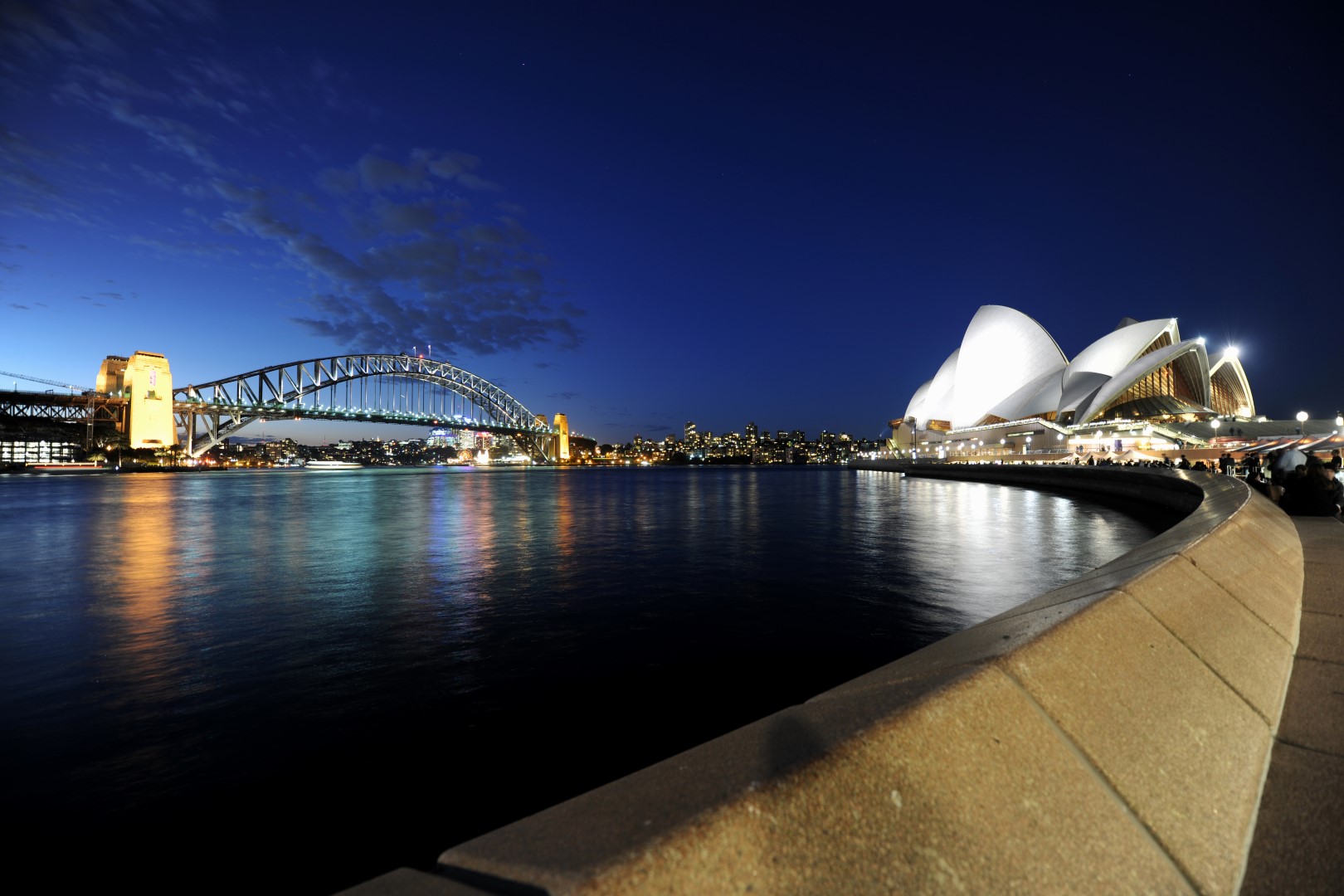 sydney opera house and harbour bridge 2023 11 27 05 11 43 utc Large